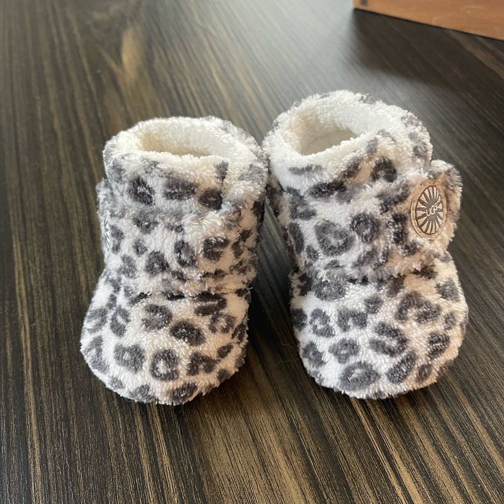0.5 baby UGG booties